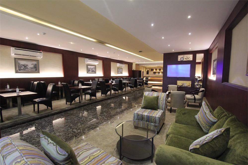 Taleen Granada Hotel Apartments 리야드 외부 사진